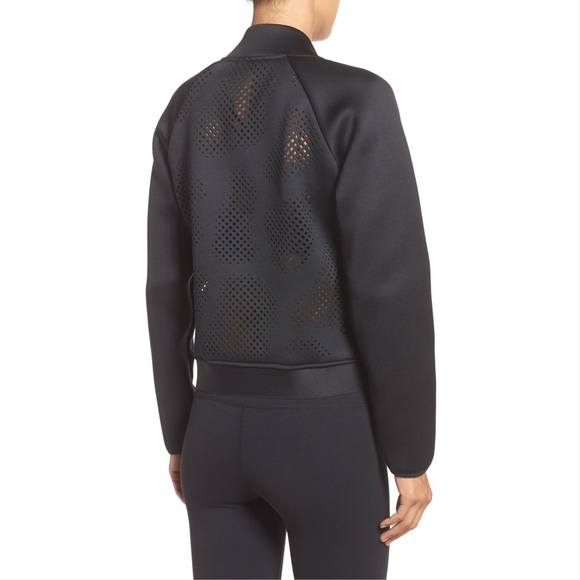 BLACK REEBOK PERFORATED CARDIO BOMBER JACKET - Picture 2 of 3